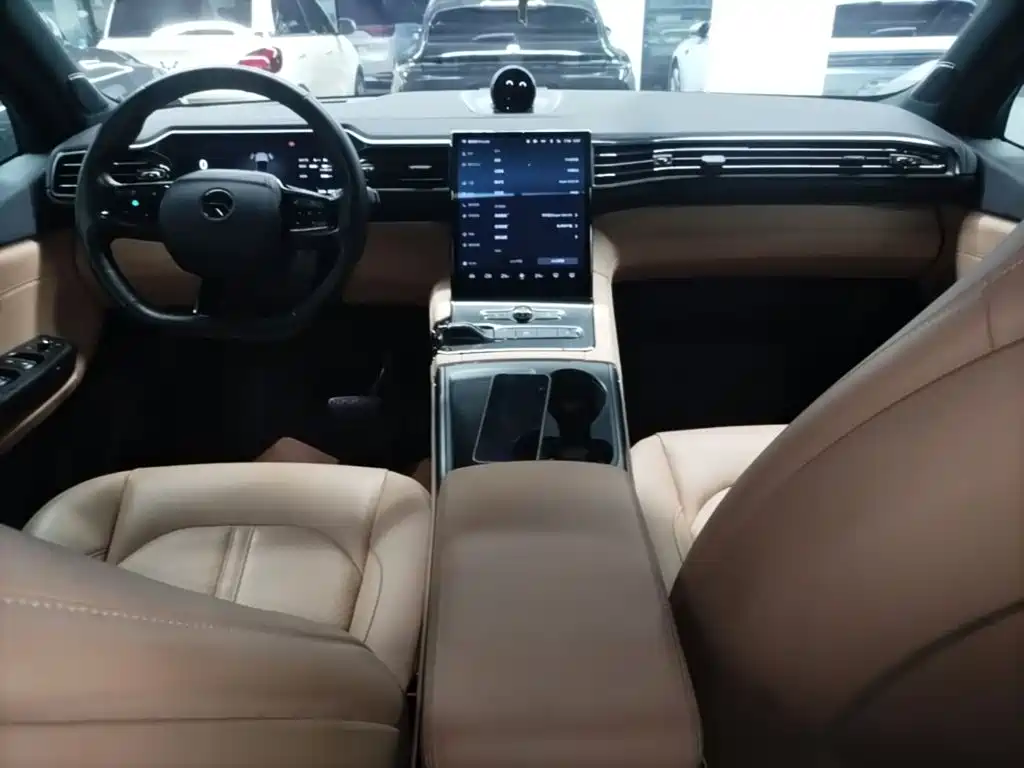 NIO ES6 — миниатюра 10