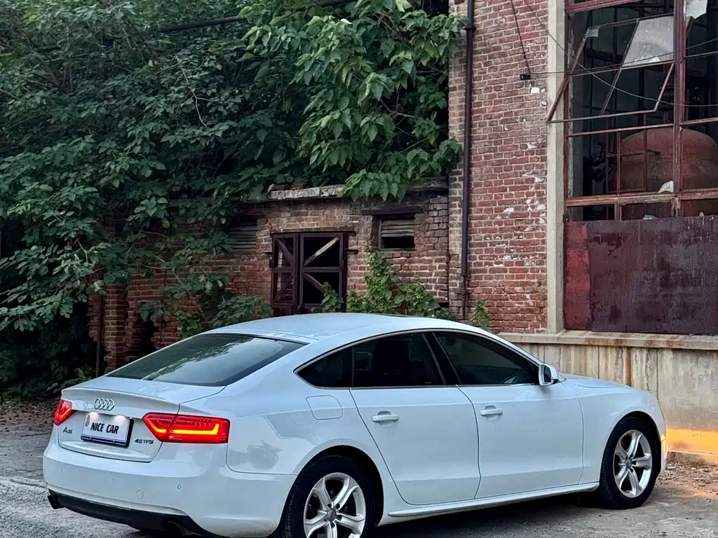 Audi A5 (Import) — миниатюра 4