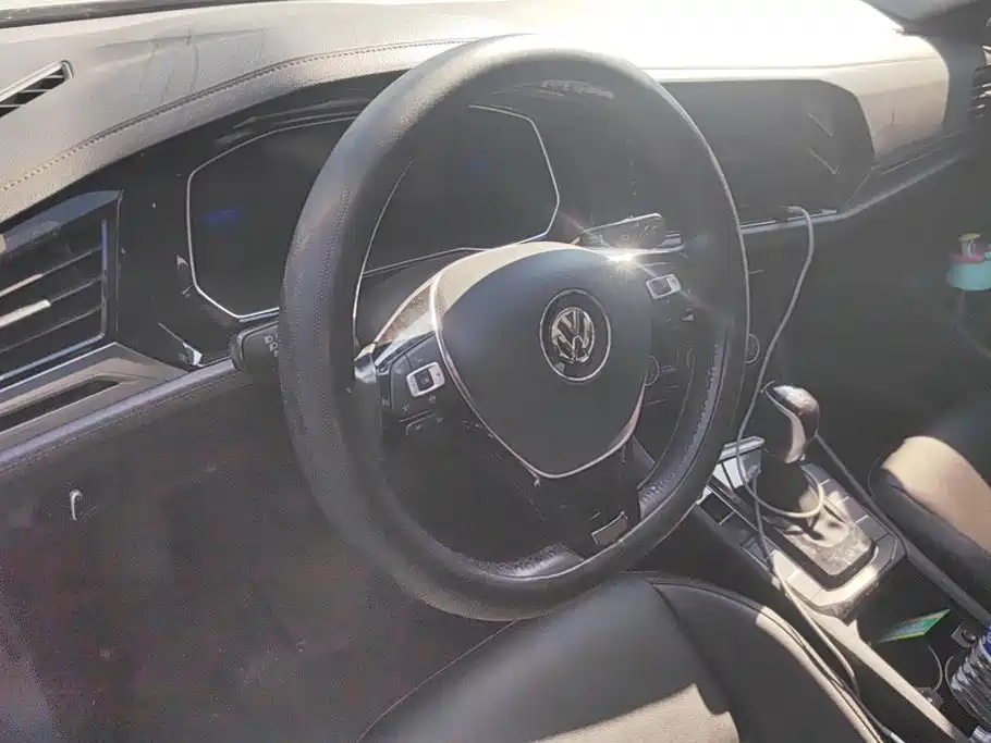 Volkswagen Sagitar — миниатюра 12