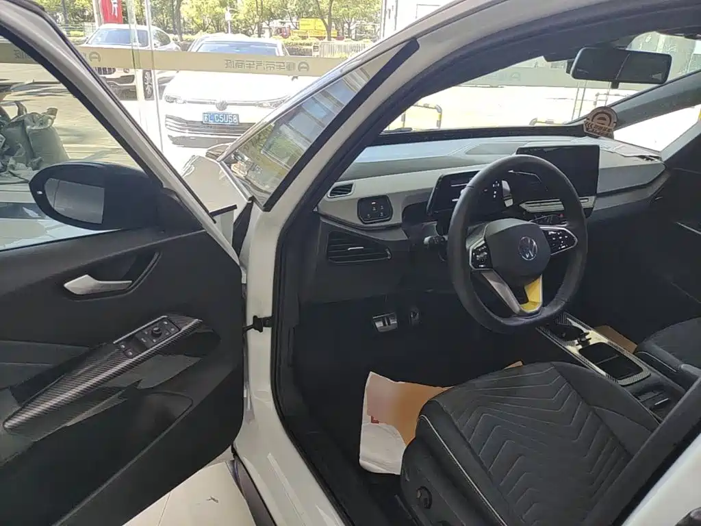 Volkswagen ID.3 — миниатюра 16