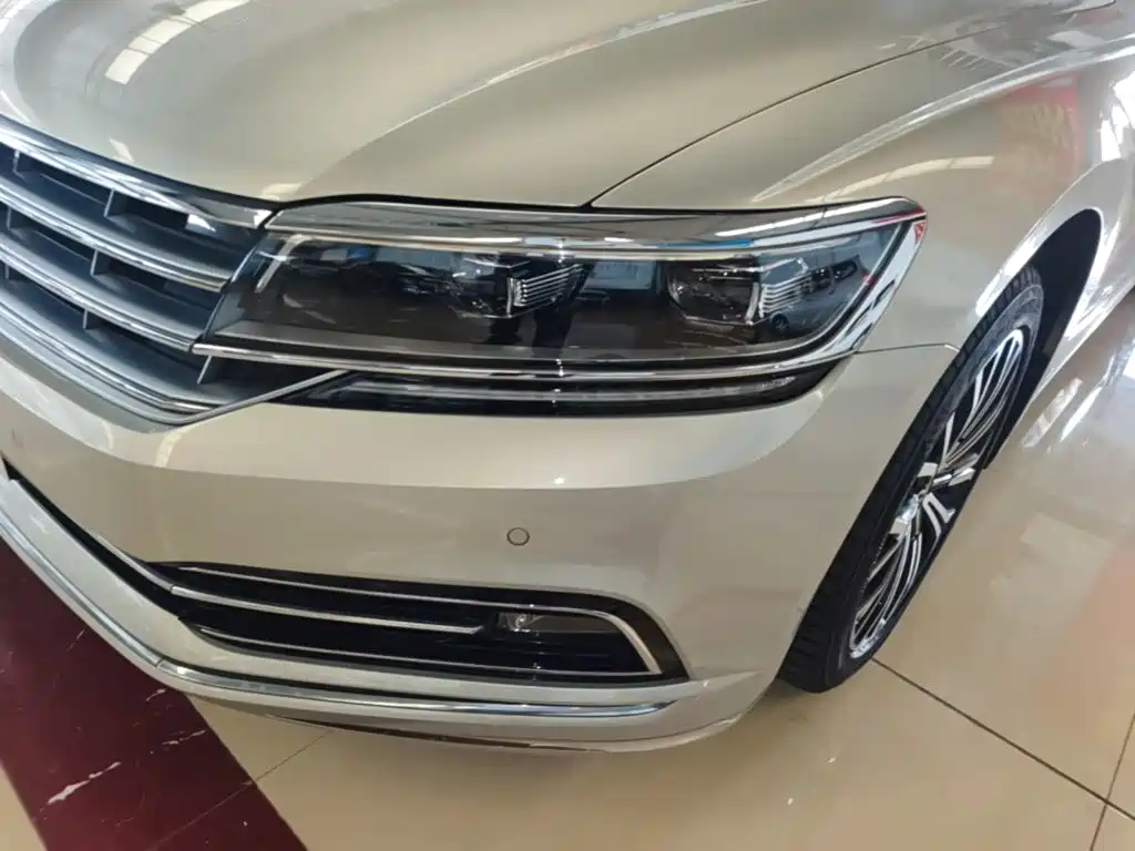 Volkswagen Phideon — миниатюра 24