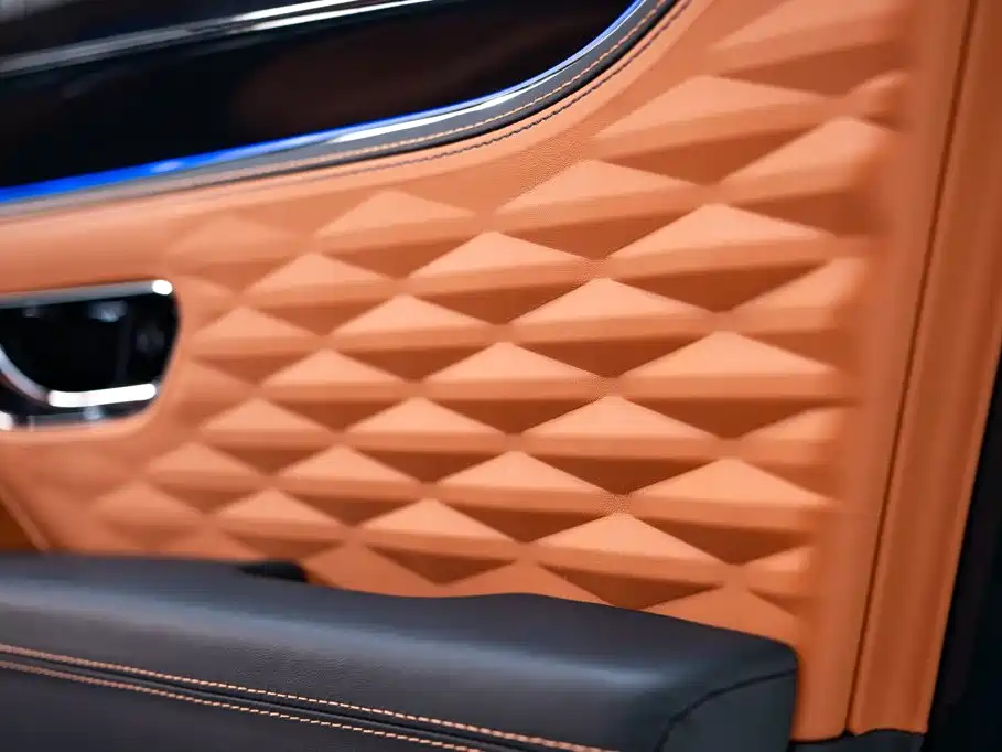 Bentley Flying Spur — миниатюра 17