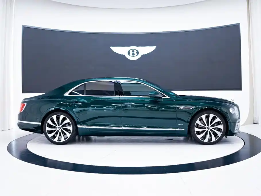 Bentley Flying Spur — миниатюра 6