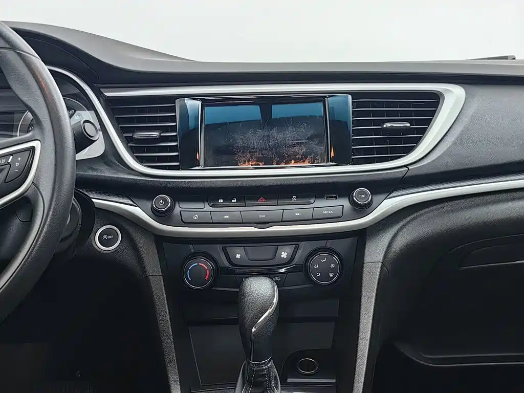 Buick Excelle — миниатюра 12