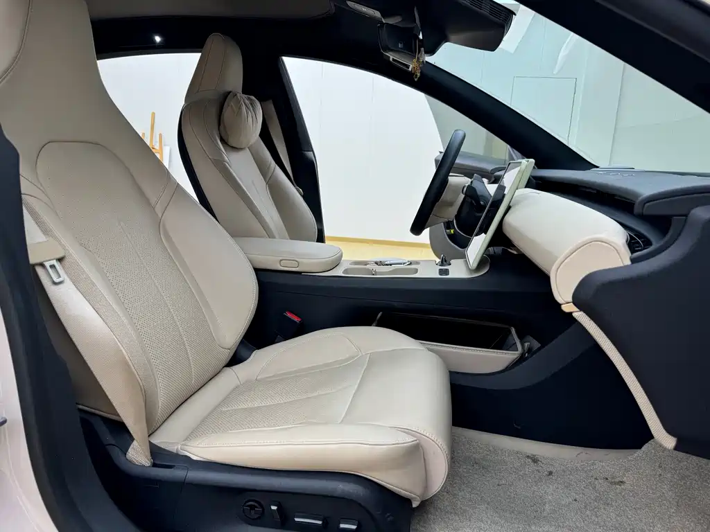 NIO ET5 — миниатюра 11