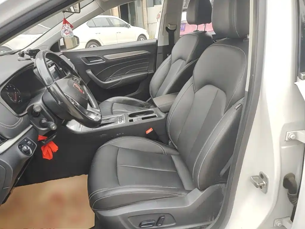 Roewe i6 Classic — миниатюра 15