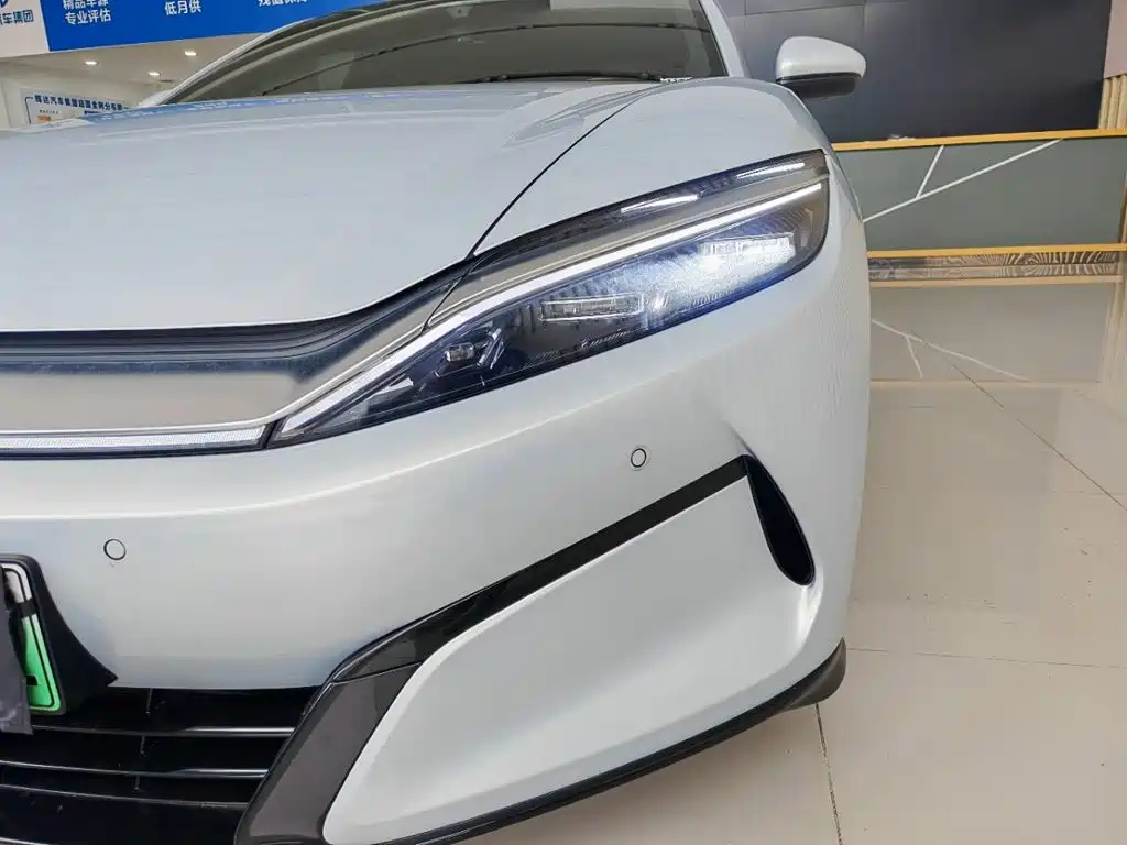 BYD Han L — миниатюра 8