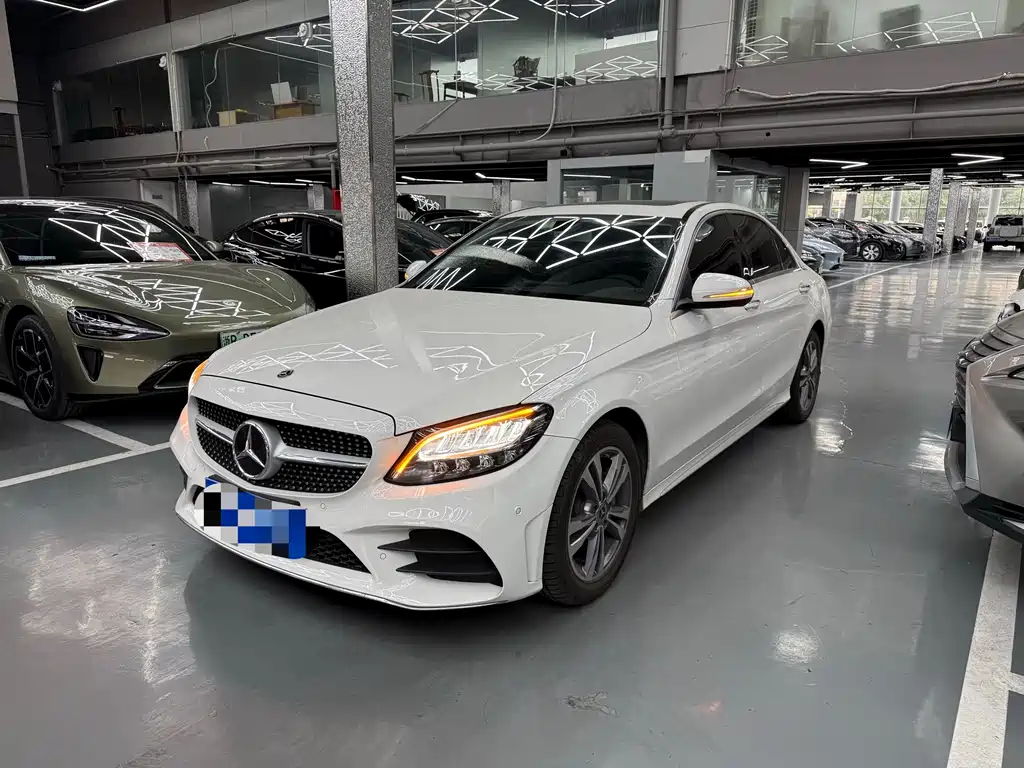 Mercedes-Benz C-Class 2019