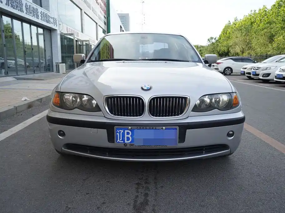 BMW 3 Series — миниатюра 2