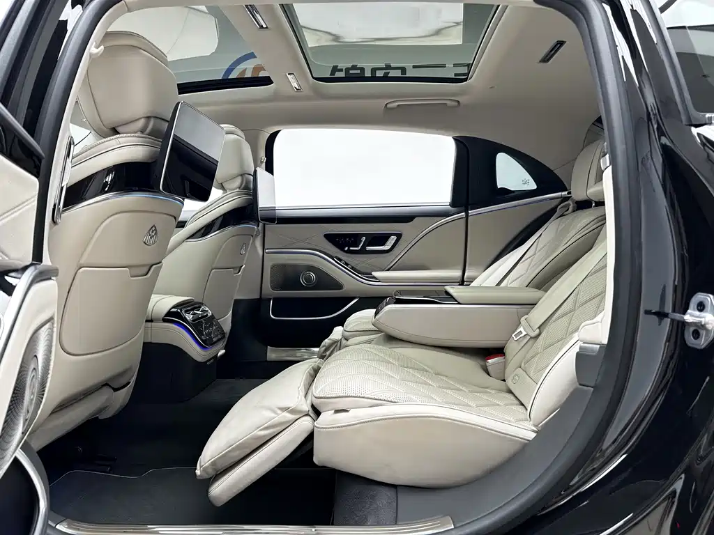 Mercedes-Benz S-Class — миниатюра 10
