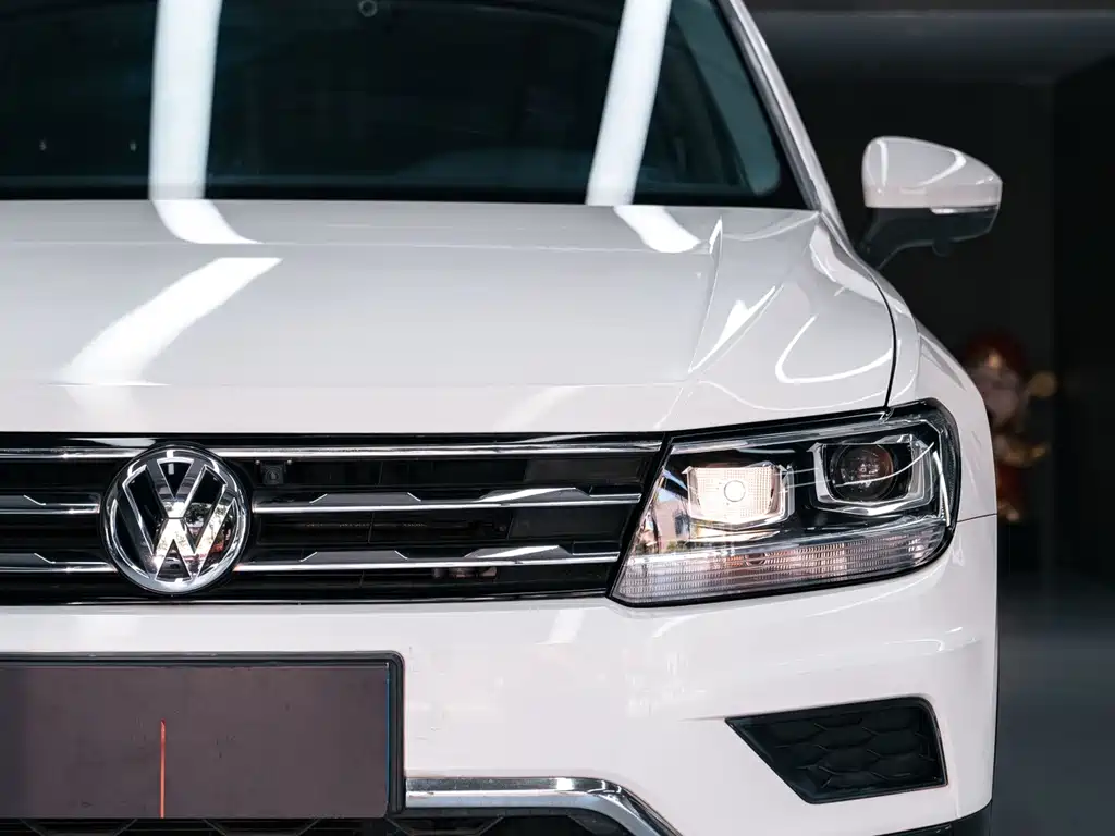 Volkswagen Tiguan L — миниатюра 4