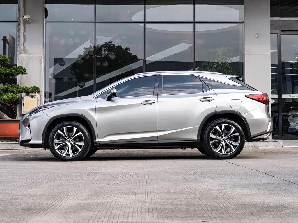 Lexus RX — миниатюра 4