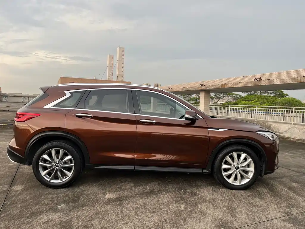 Infiniti QX50 — миниатюра 7