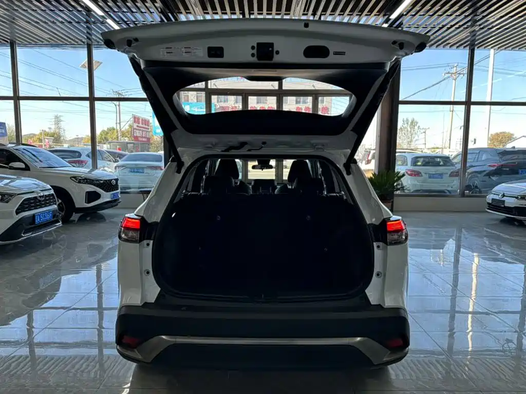 Toyota Frontlander — миниатюра 15