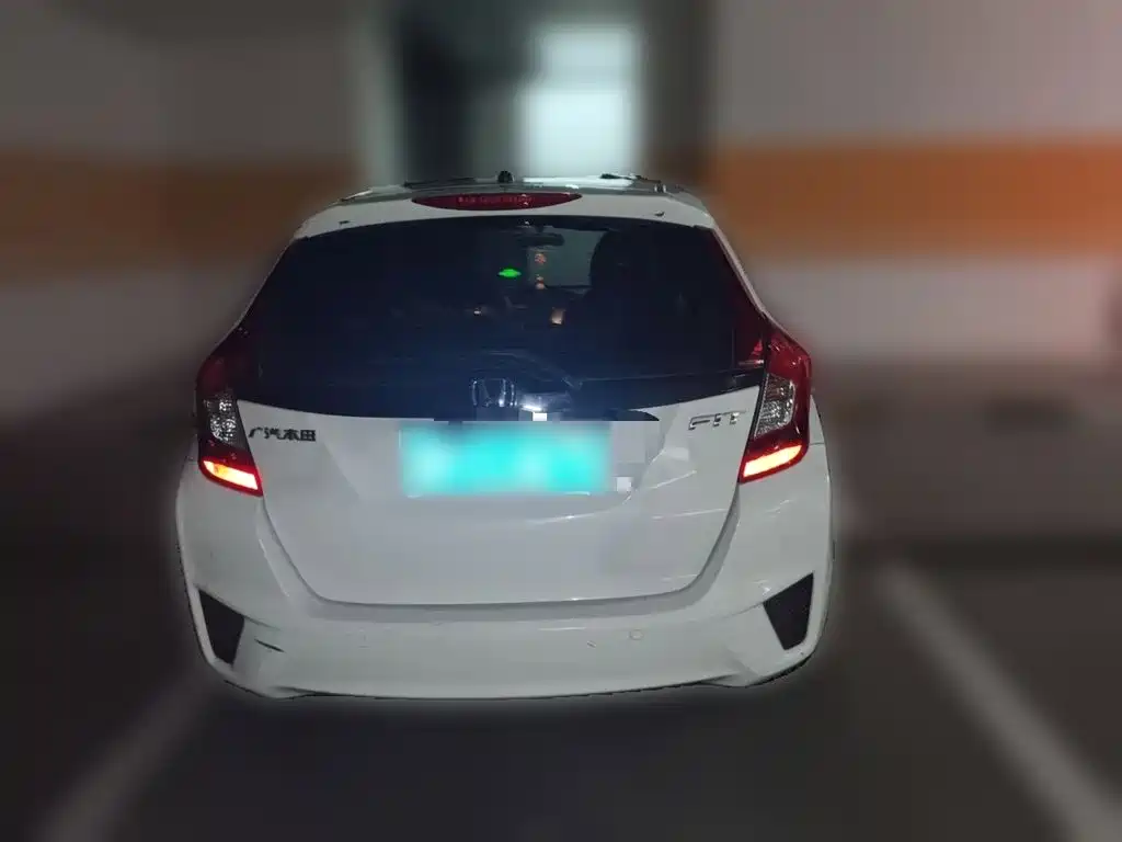 Honda Fit — миниатюра 5