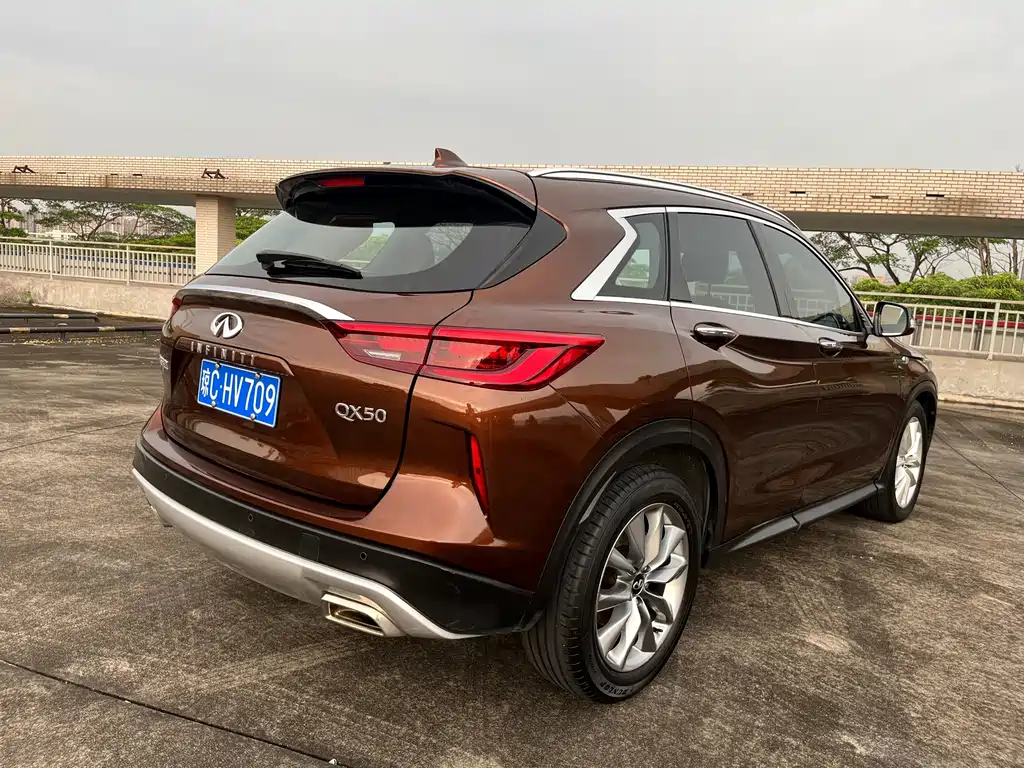 Infiniti QX50 — миниатюра 8