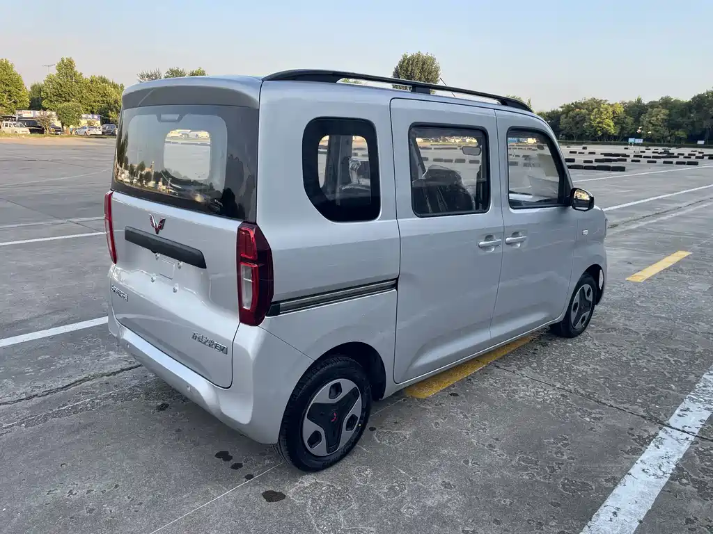 Wuling Zhiguang EV — миниатюра 4