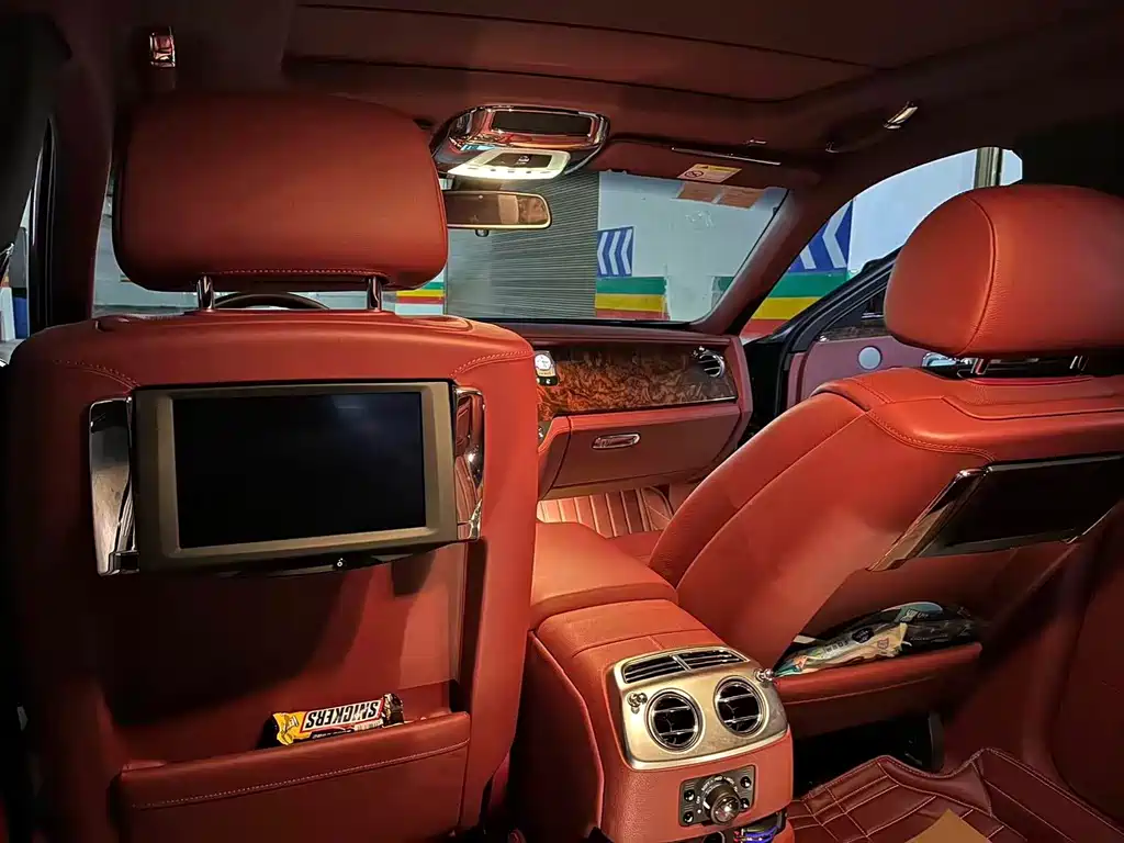 Rolls-Royce Ghost — миниатюра 18