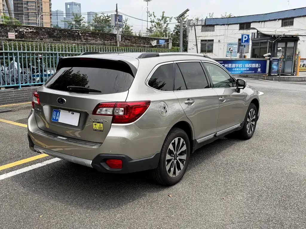 Subaru Outback — миниатюра 6