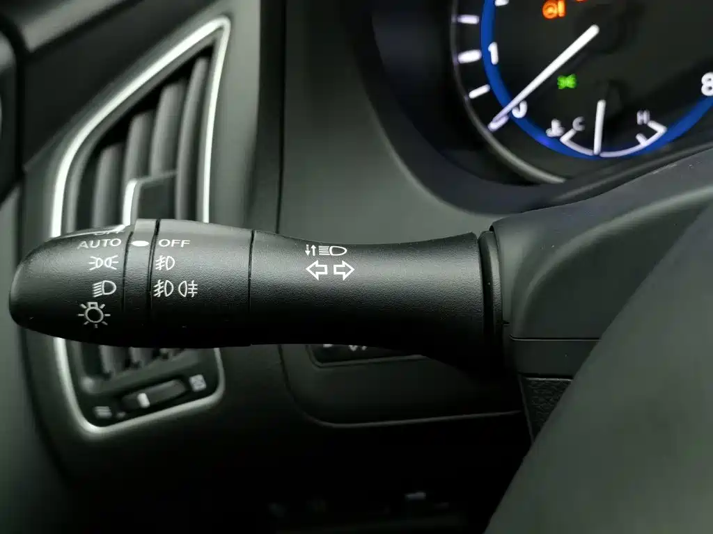 Infiniti Q50L — миниатюра 21