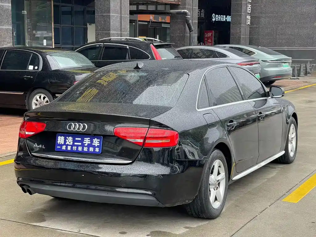 Audi A4L 30 TFSI Auto Comfort Type, фото 6