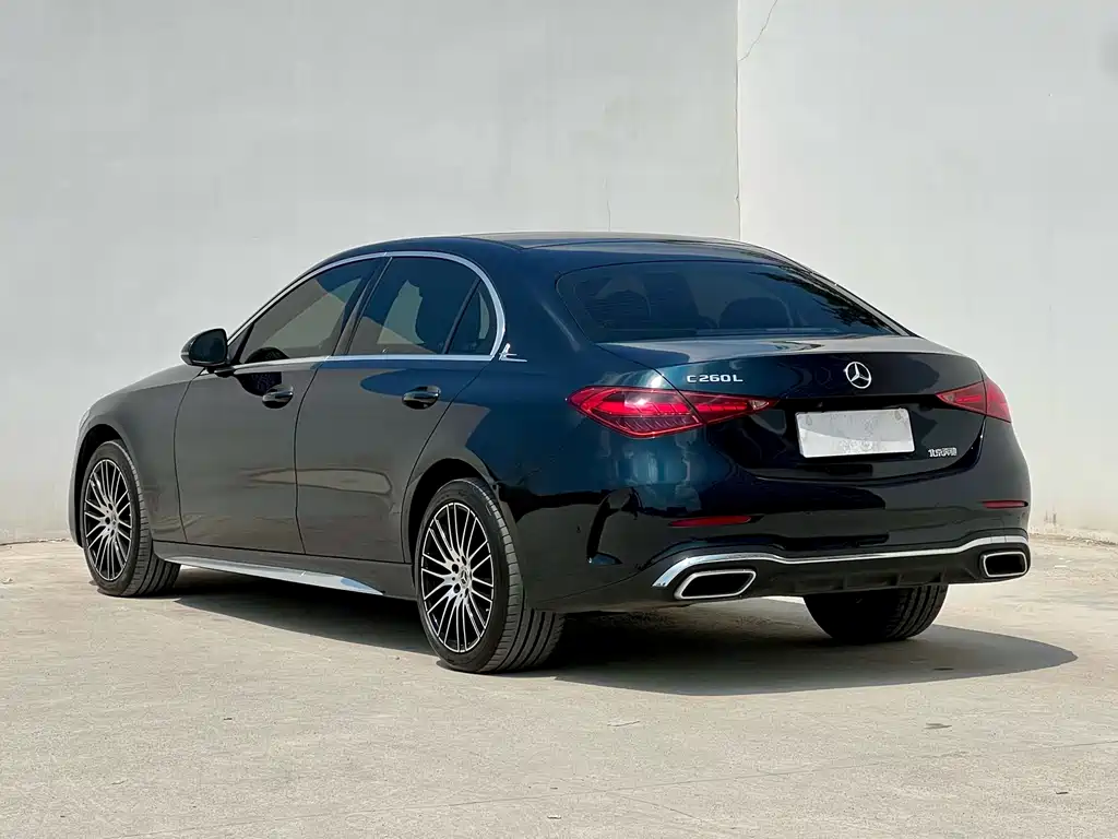 Mercedes-Benz C-Class — миниатюра 3