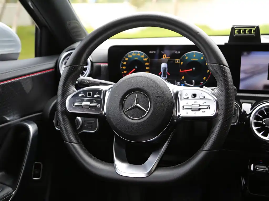 Mercedes-Benz A-Class — миниатюра 5