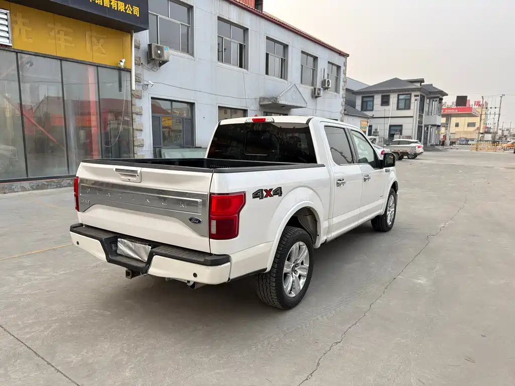 Ford F-150 Raptor — миниатюра 9