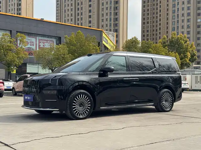 ZEEKR EXTREME KRYPTON 009 2024