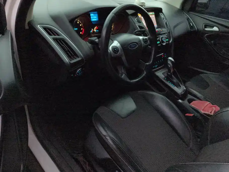 Ford Focus — миниатюра 9