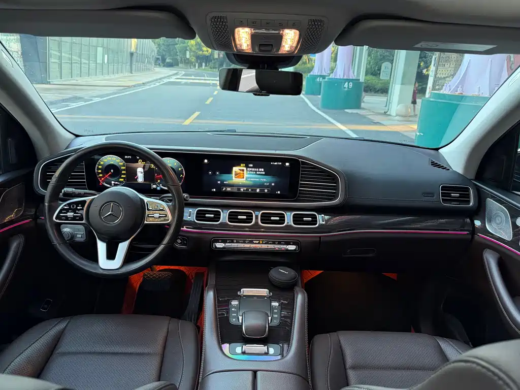 Mercedes-Benz GLE (Import) — миниатюра 4