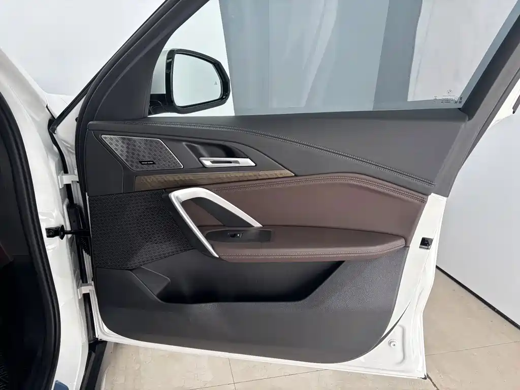 BMW X1 — миниатюра 24