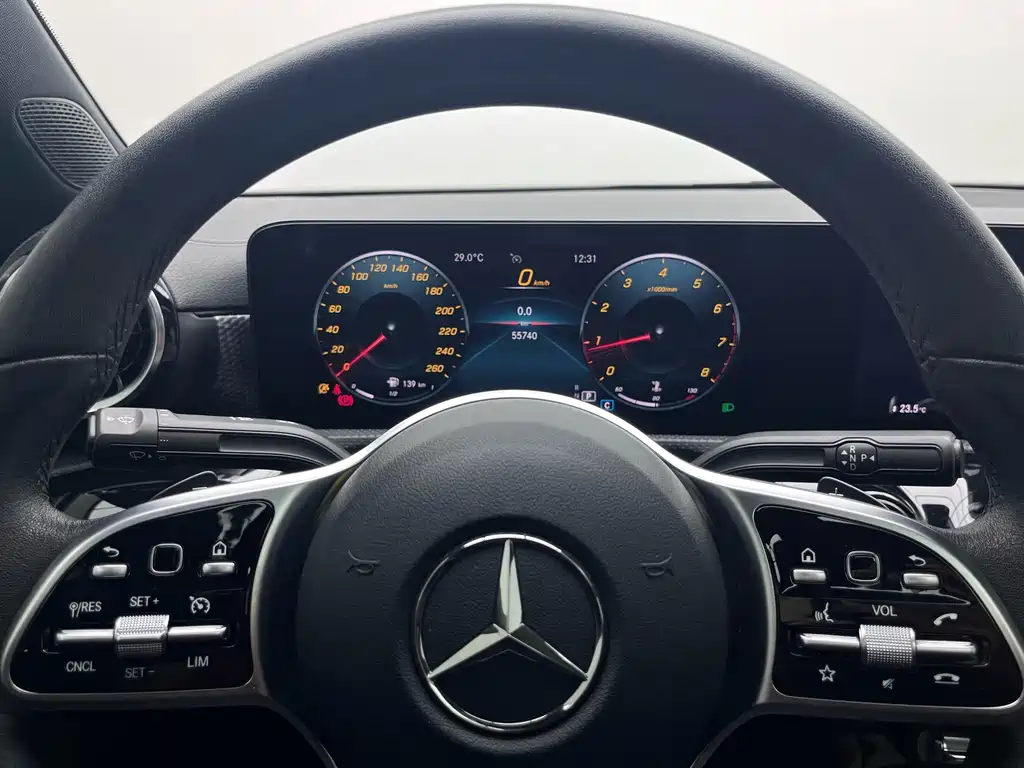 Mercedes-Benz A-Class — миниатюра 12