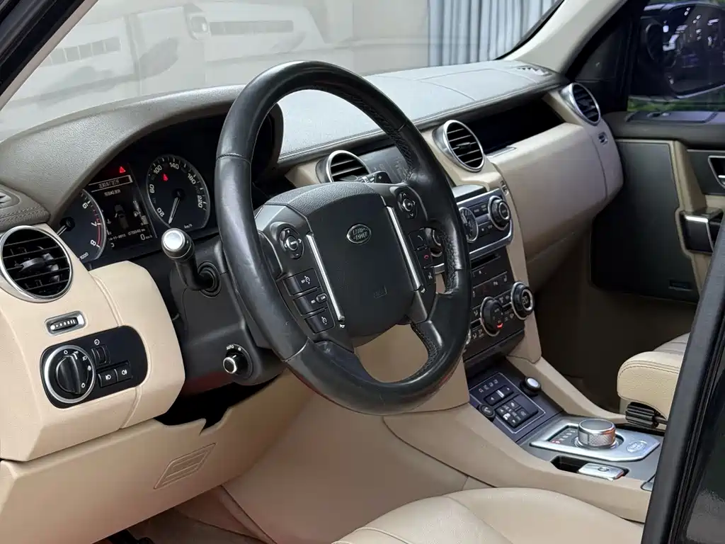 Land Rover Discovery — миниатюра 5