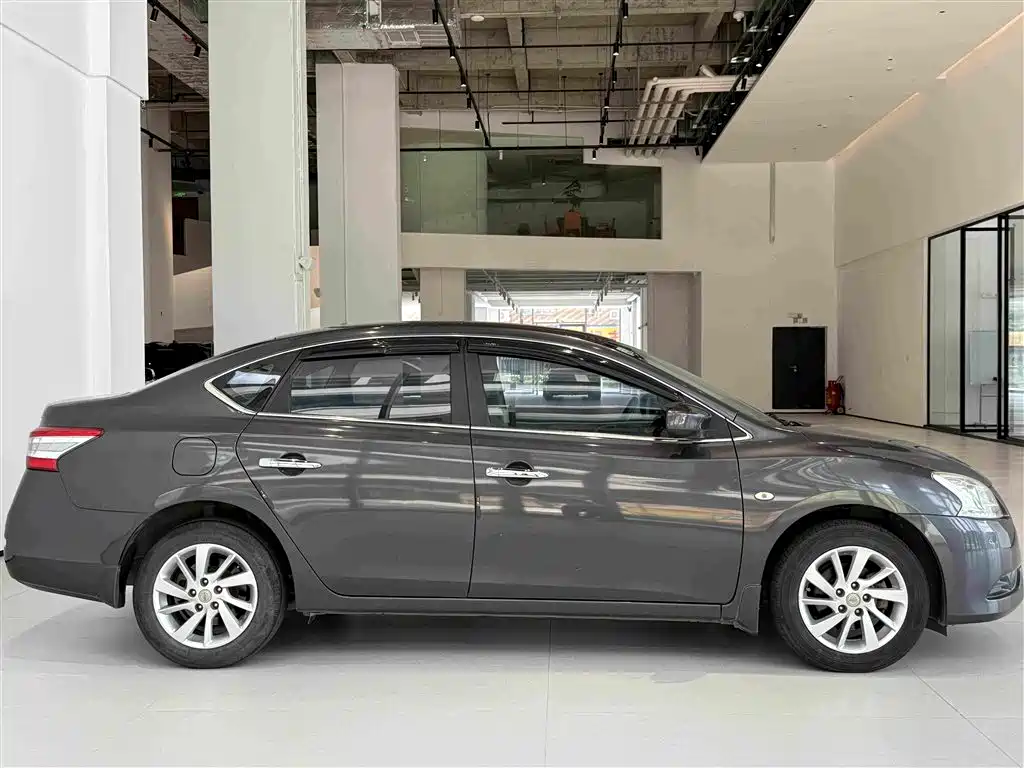 Nissan Sylphy — миниатюра 8