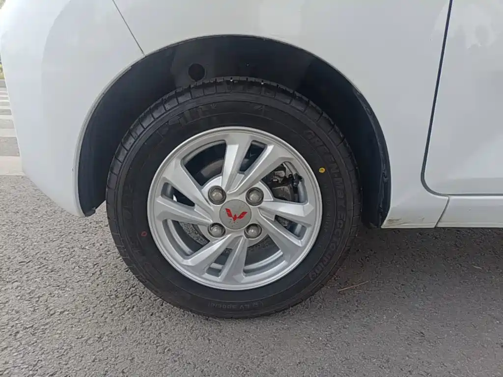 Wuling MINIEV — миниатюра 23