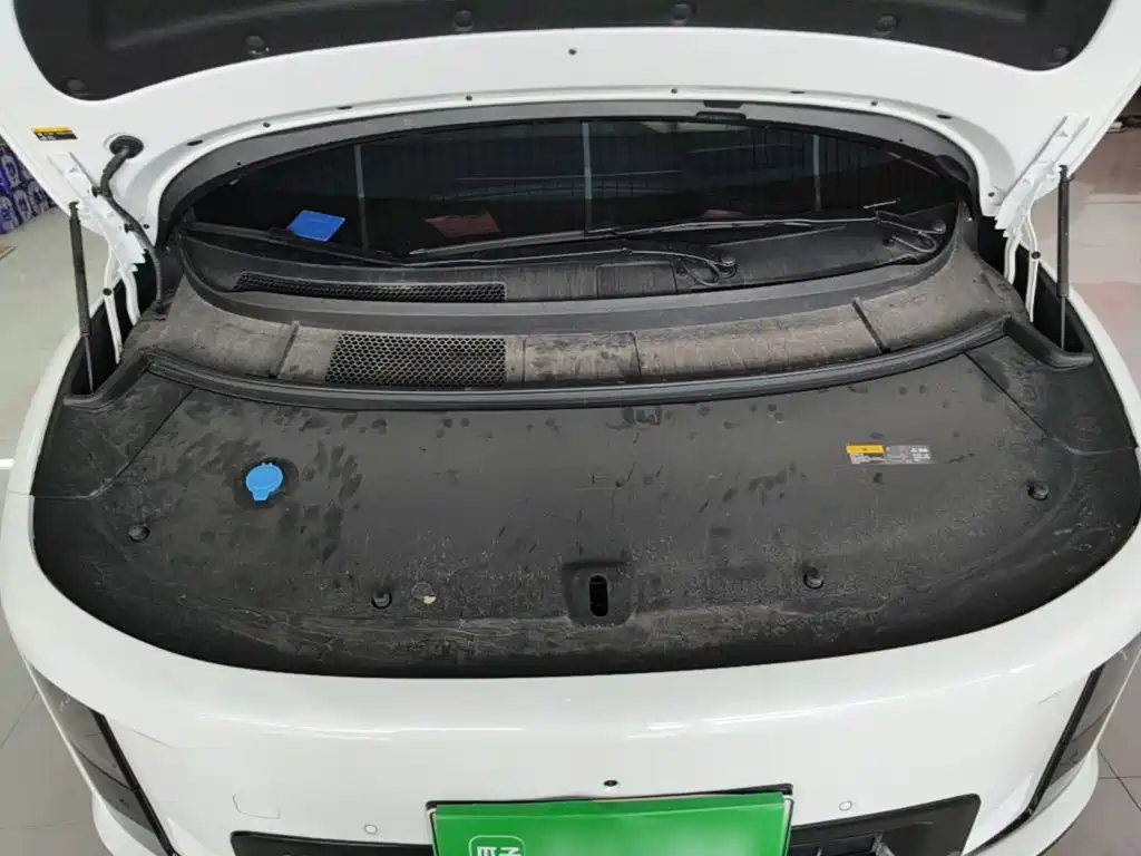 Li Auto Li i8 — миниатюра 20