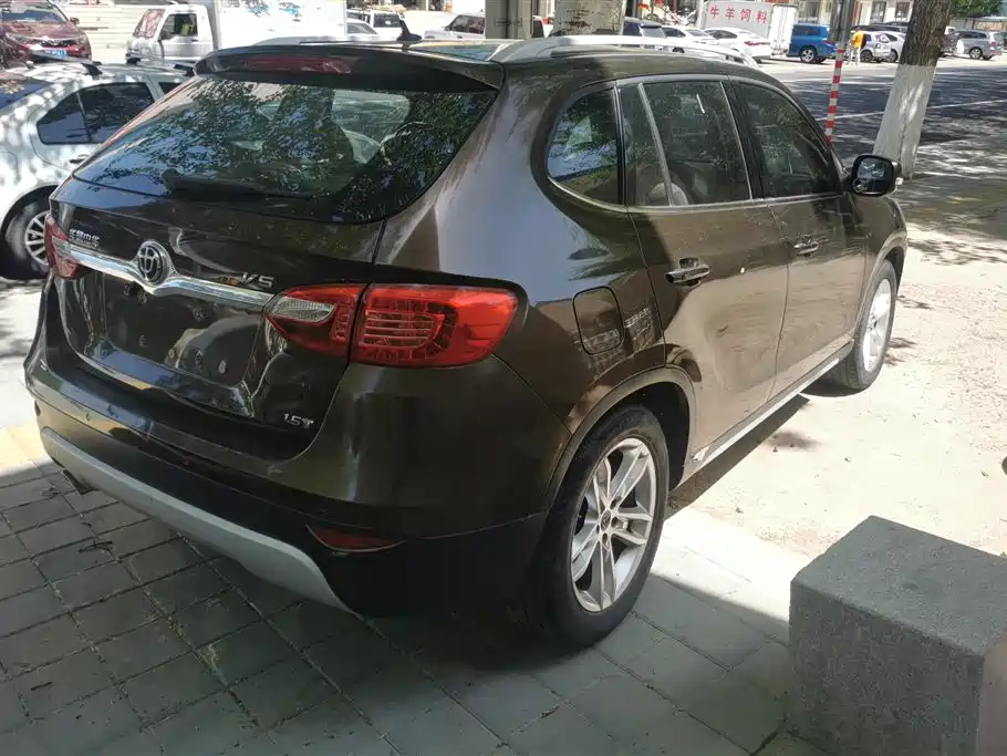 Brilliance V5 2012 1.5T AT Luxury