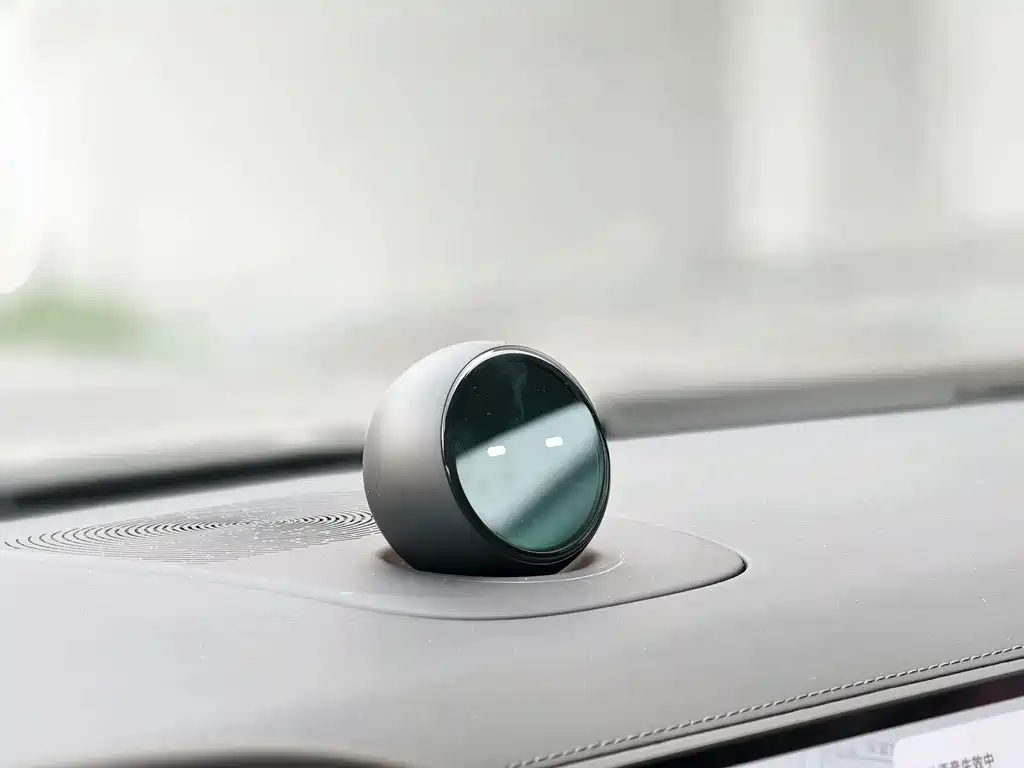 NIO ES8 — миниатюра 14