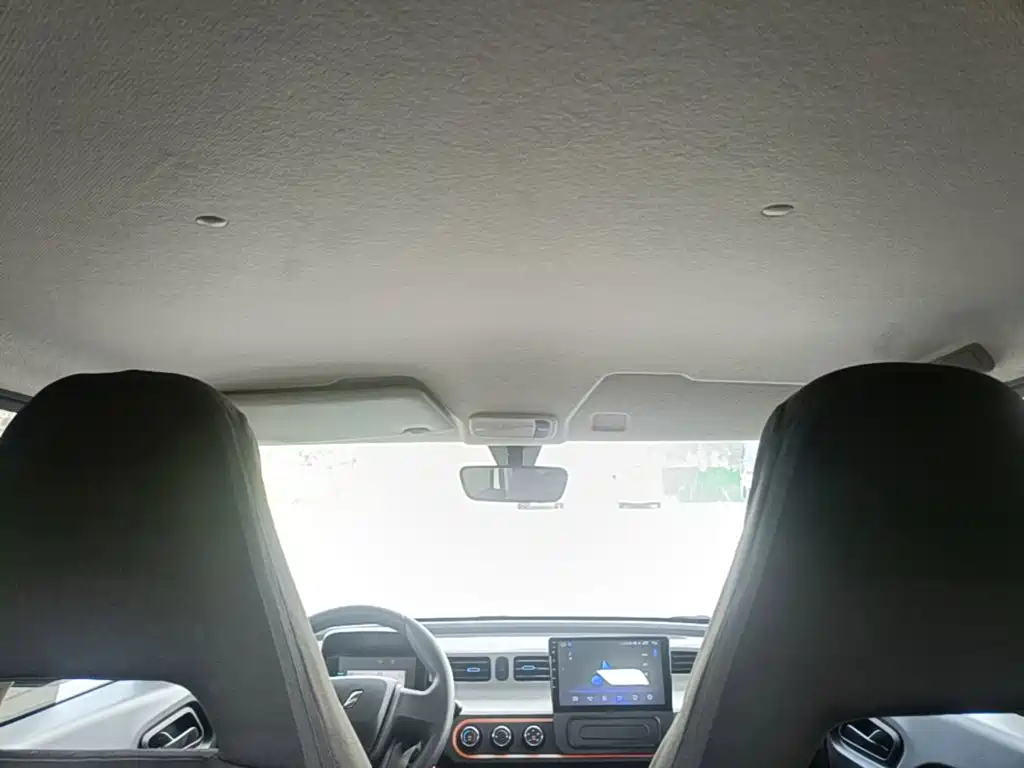 Wuling MINIEV — миниатюра 18