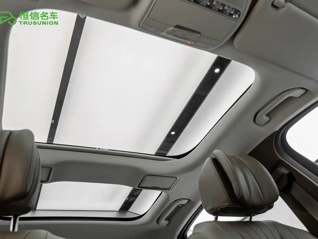 Mercedes-Benz E-Class New Energy — миниатюра 20