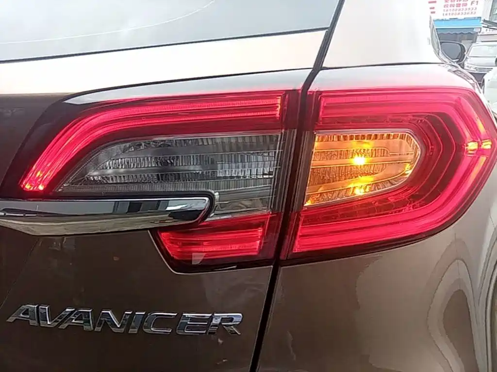 Honda Avancier — миниатюра 8