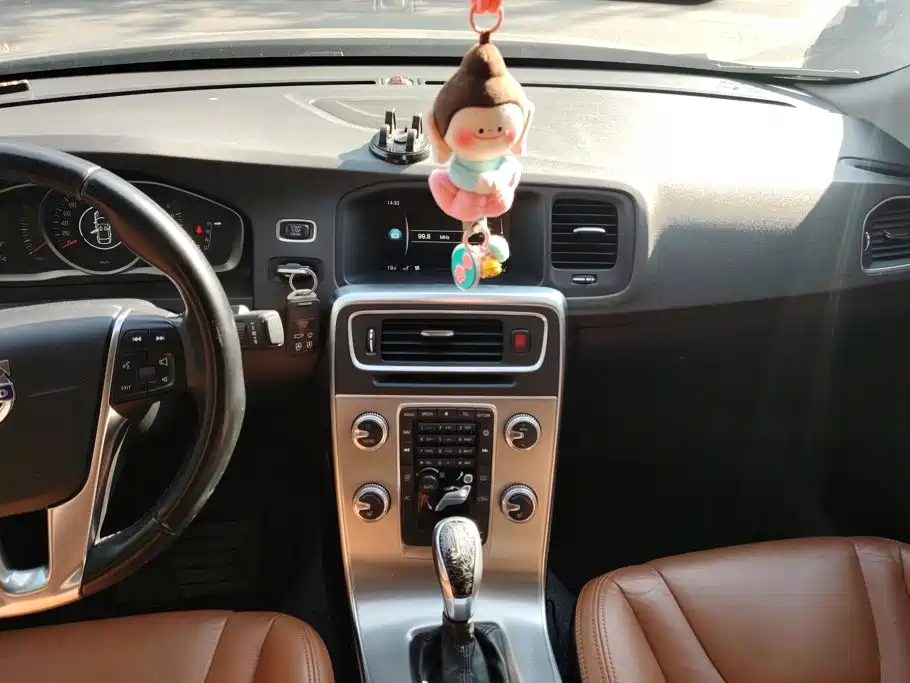 Volvo S60 — миниатюра 12