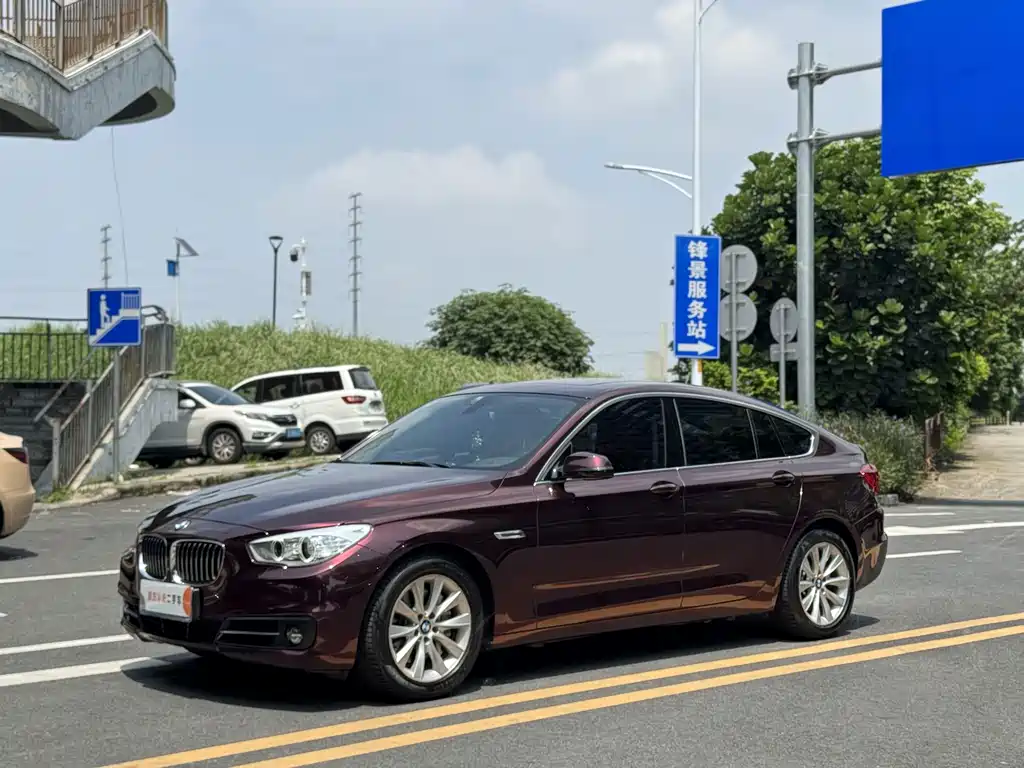 BMW 5 Series GT 5 GT 2014 528i Lead