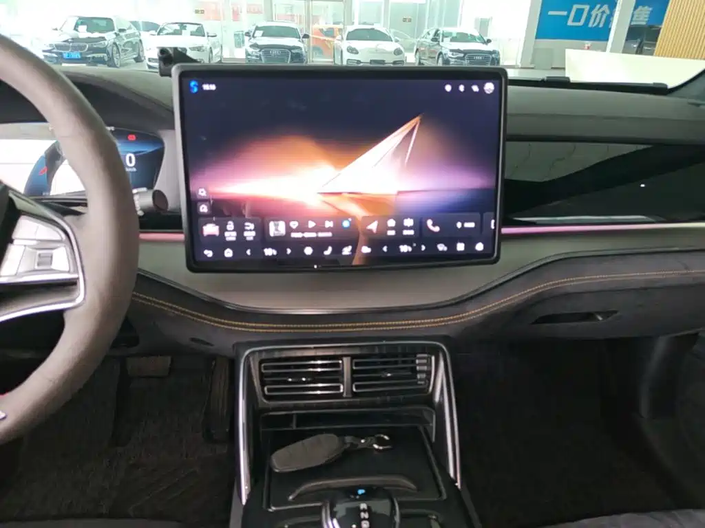 BYD Tang New Energy — миниатюра 13