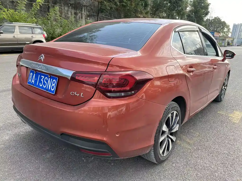 Citroen C4L — миниатюра 7