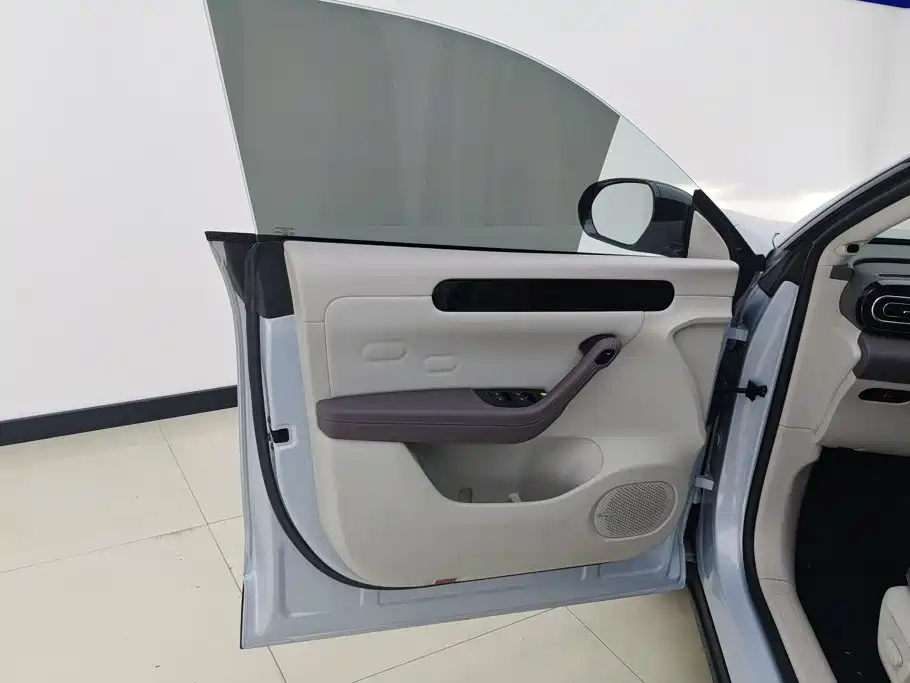 Leapmotor Leapmotor C11 — миниатюра 7