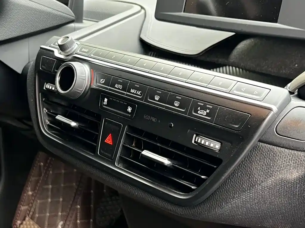 BMW i3 (Import) — миниатюра 12