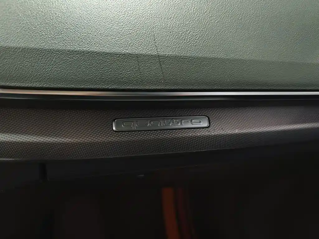Audi Q5L — миниатюра 16