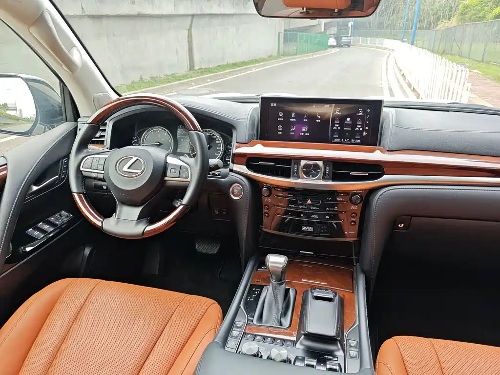 Lexus LX — фотографии объявления, Фото 11